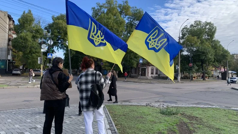 Тиждень на Миколаївщині у фото: прощання з героями, турбота про тварин і боротьба з дронами