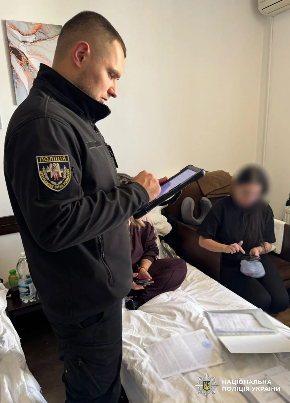 Шахраї з Миколаєва брали кредити через штучний інтелект: поліція викрила схему на мільйони гривень