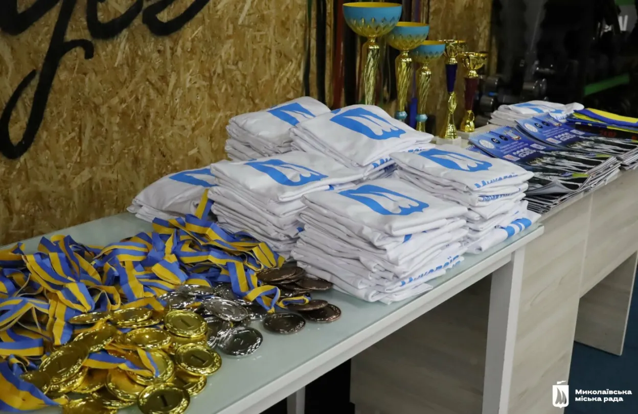 У Миколаєві відбувся турнір “Незламний Миколаїв”: військові, ветерани та рятувальники змагались за першість
