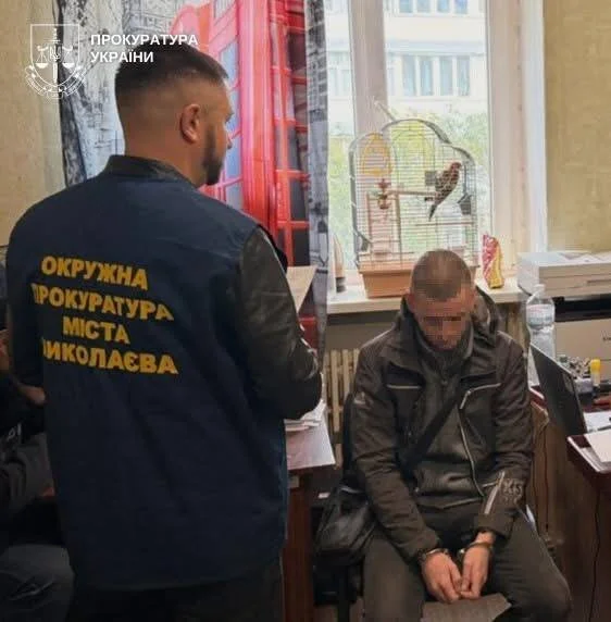 У Миколаєві взяли під варту 19-річного хлопця, який ножем поранив двох чоловіків