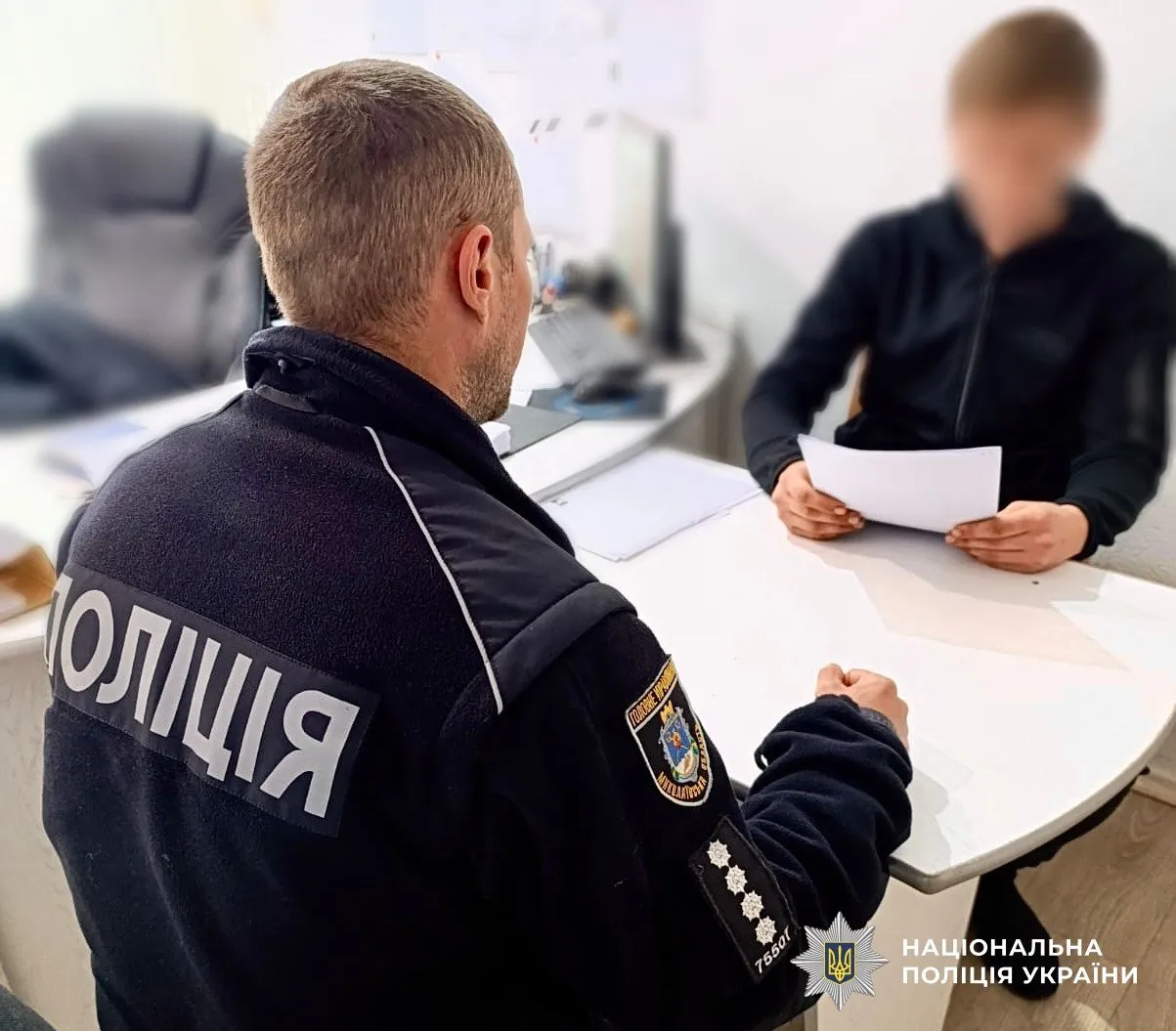 На Миколаївщині п’яний хлопець викрав авто сусіда, щоб поїхати в гості, але кинув його посеред дороги