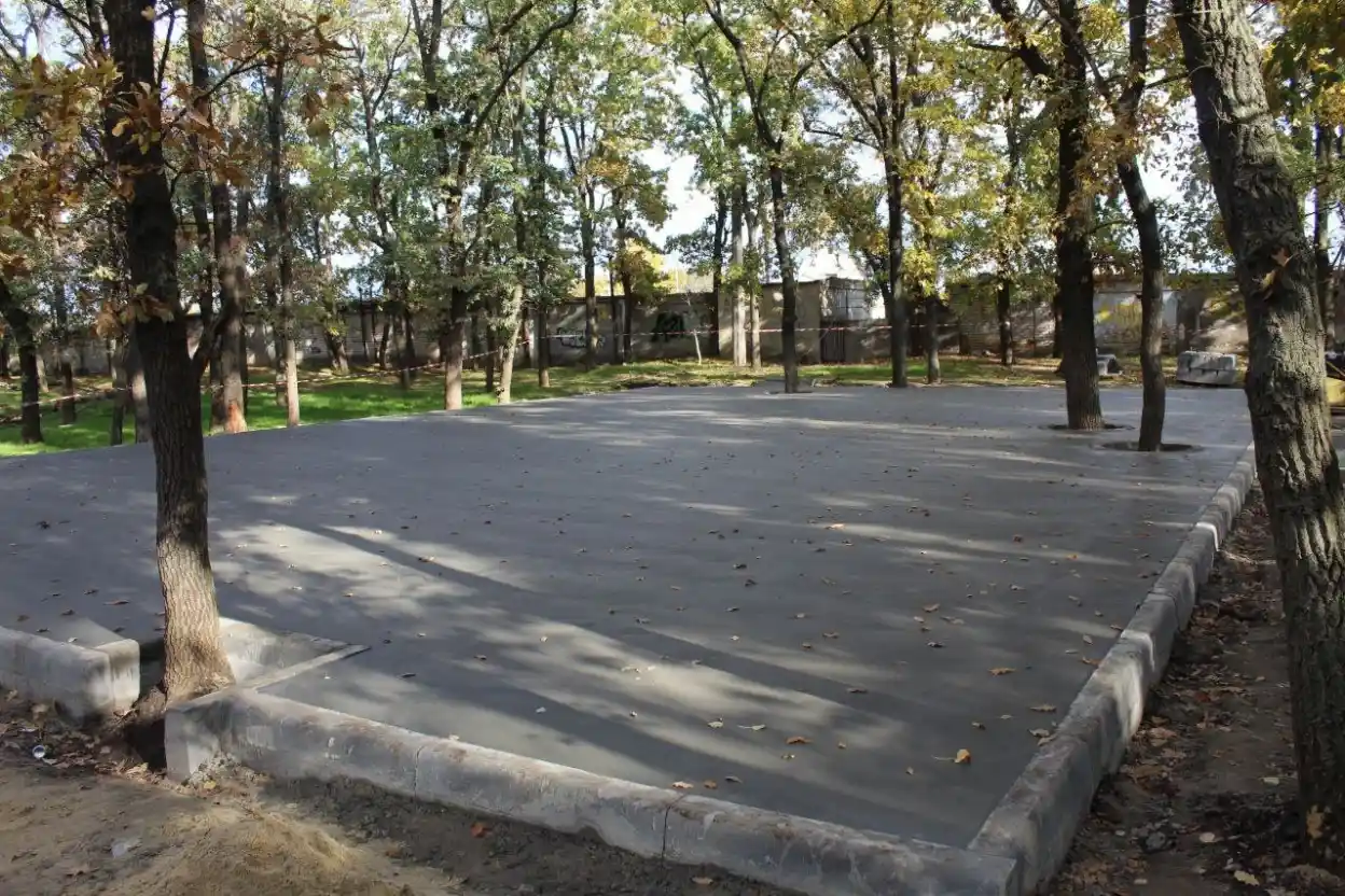 У Миколаєві будують інклюзивний спортивний майданчик: безкоштовні тренування для всіх жителів міста