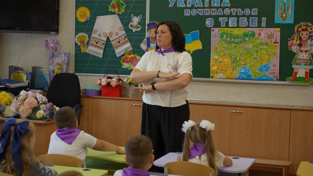 У Миколаєві вчителям виплачуватимуть щомісячну доплату за роботу в прифронтових умовах