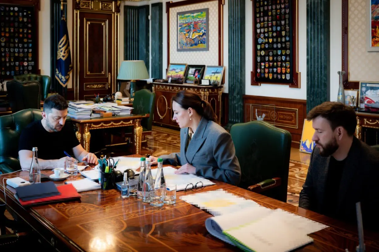 Українцям підготували “Зимову підтримку”: фінансова допомога, безкоштовні поїздки та незмінні тарифи