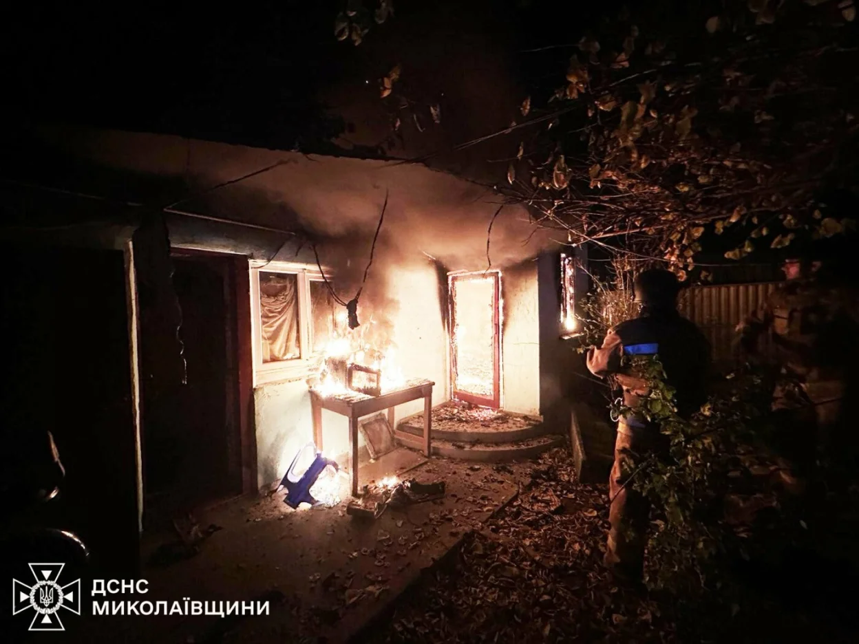Пожежа в Очакові: на Миколаївщині рятувальники врятували житло від вогню