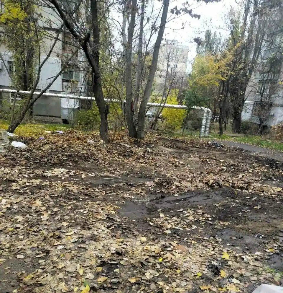 У Миколаєві оперативно ліквідували стихійне сміттєзвалище в центрі міста