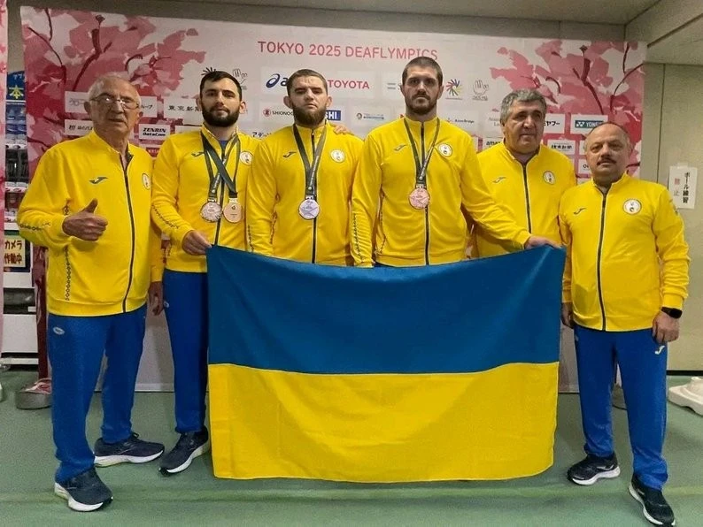 Шестеро миколаївців представили Україну на Дефлімпійських іграх у Токіо та вибороли медалі