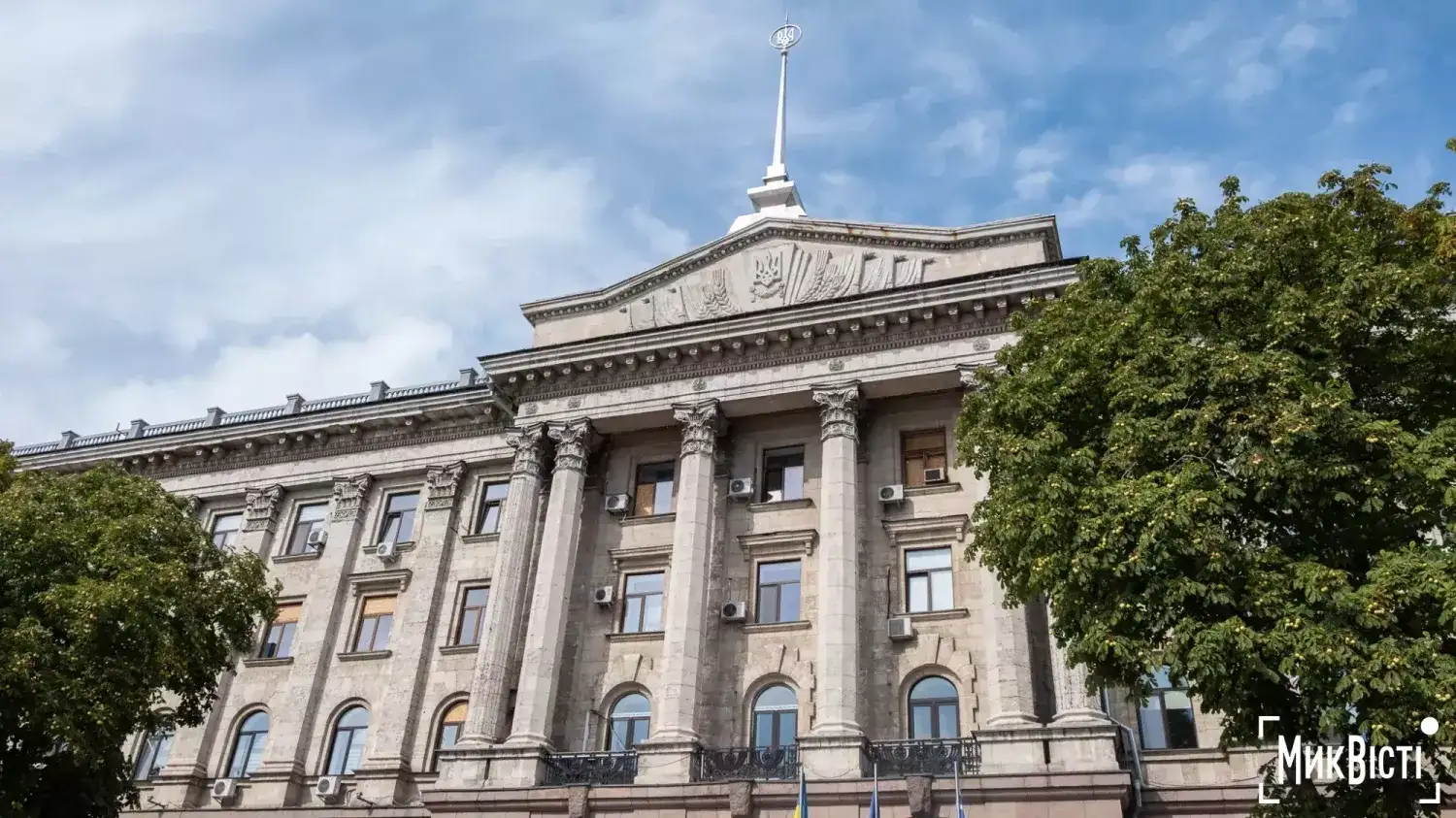Миколаївська мерія знову відкриє двері для журналістів: вхід через персональні картки