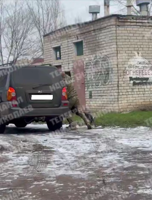 У Миколаєві пояснили резонансне затримання: хто був чоловік на відео і чому його шукали