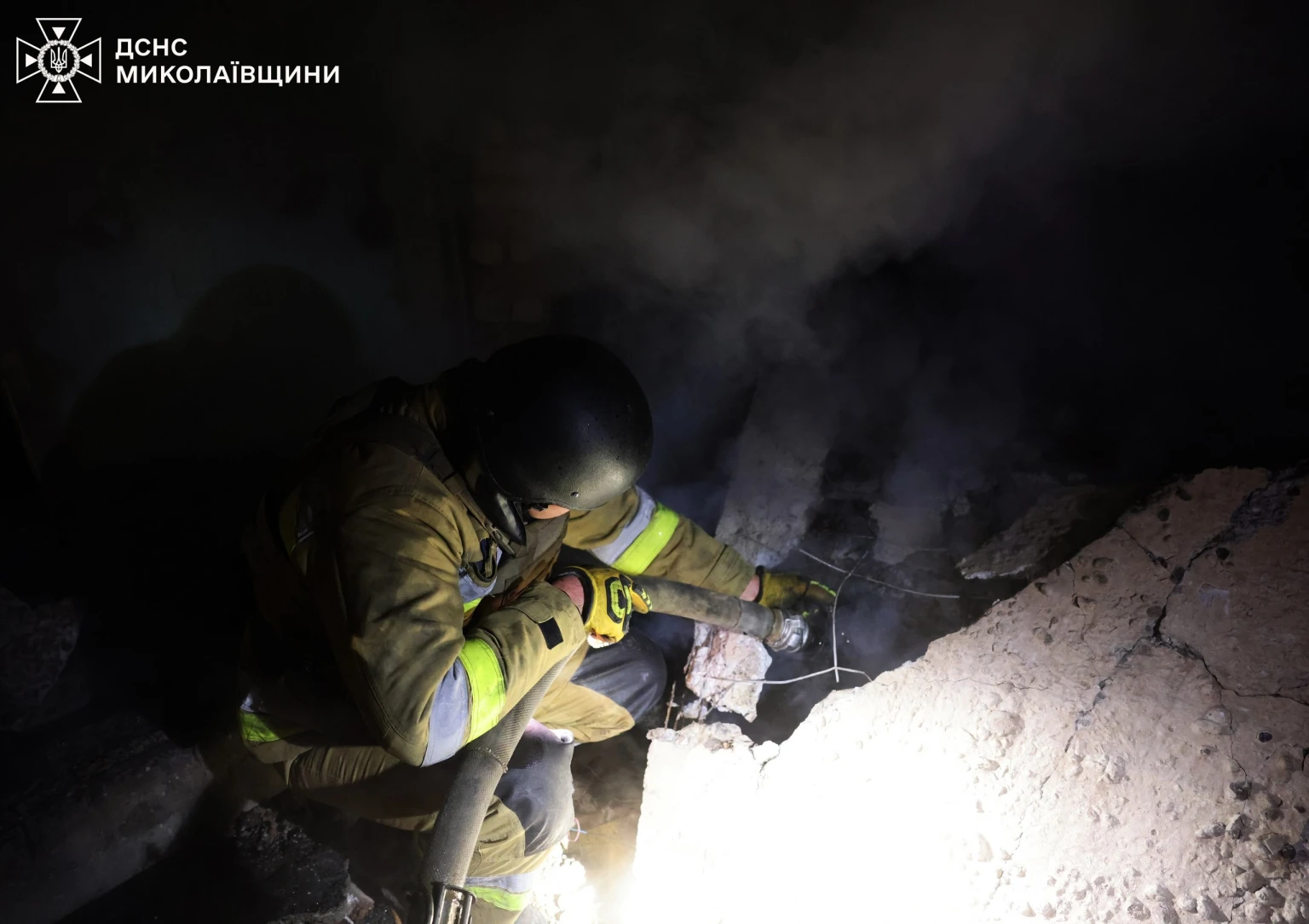 Чотири пожежі за добу на Миколаївщині: вогонь забрав життя чоловіка