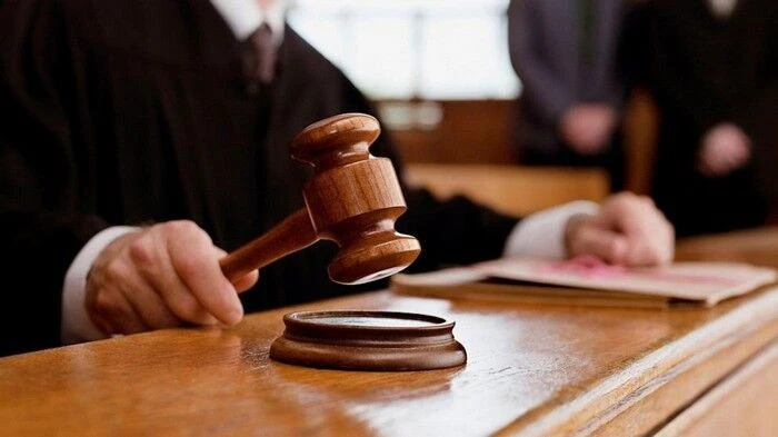 Суд у Миколаєві арештував жінку, підозрювану у підтримці агресії РФ