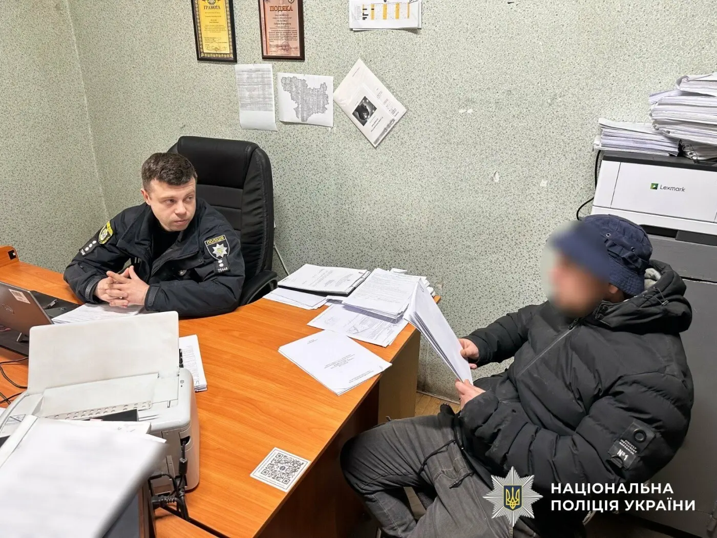 Трагедія у Первомайську: жінка загинула від вибуху замаскованої посилки