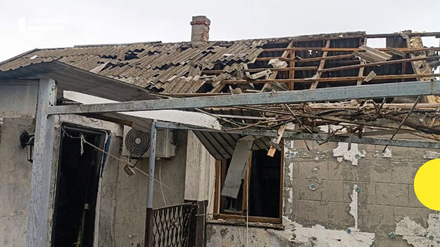 Наслідки ударів по Миколаївщині: поранені люди та зруйнована інфраструктура