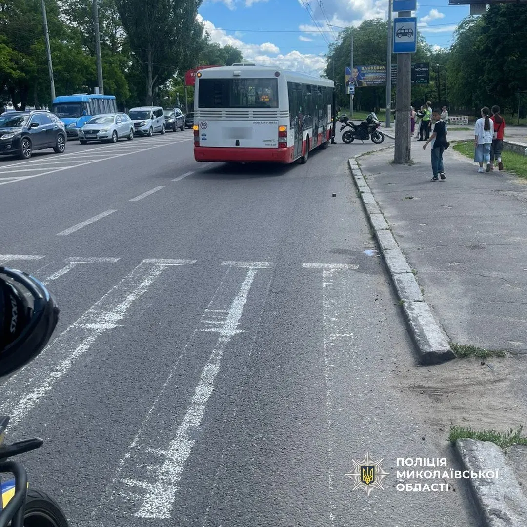 Загибель пішохода під колесами пасажирського автобуса в Миколаєві
