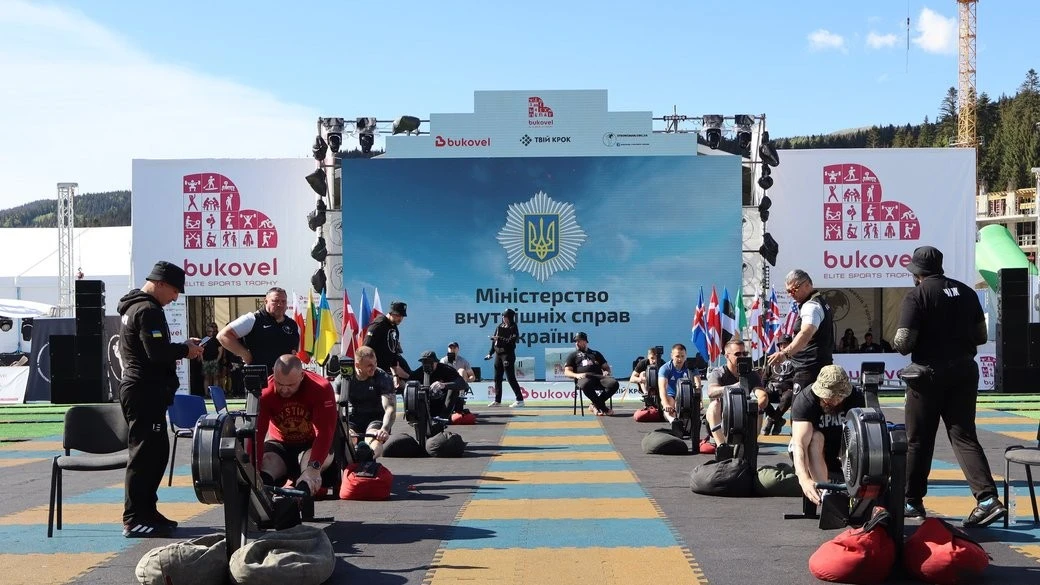 Миколаївські надзвичайники вибороли срібло на всеукраїнському фестивалі у Буковелі