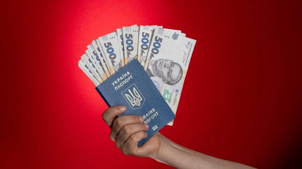 Кабмін затвердив святкові соціальні виплати: скільки отримають ветерани у серпні